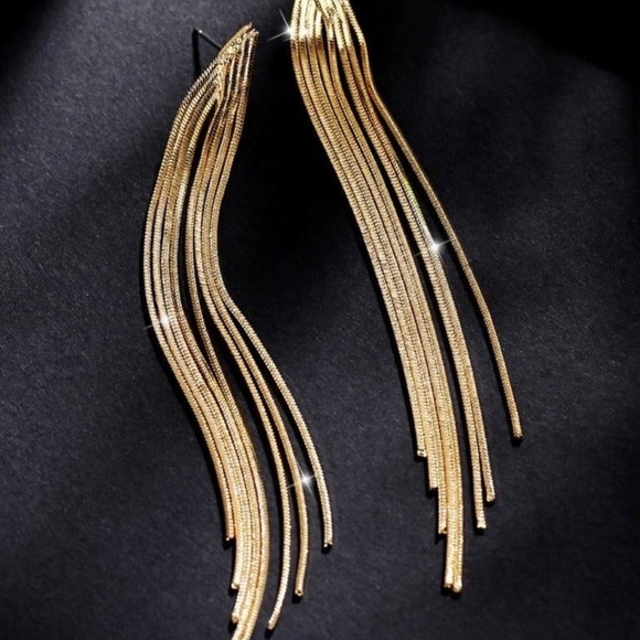 Jewelry - S925 Elegant Long Chain Earrings